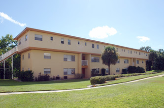 Riverside Village Apartments in Cocoa, FL - Building Photo - Building Photo