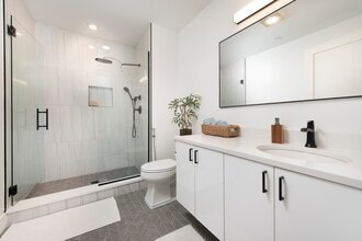 33 Ward Street in Boston, MA - Building Photo - Building Photo