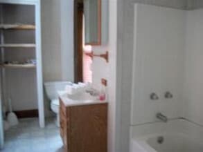 513 E Page St in Vandalia, MO - Building Photo - Building Photo