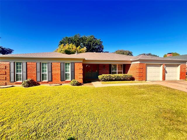 15621 Terrace Lawn Cir in Dallas, TX - Building Photo