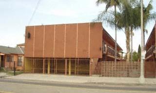 835 W Vernon Ave in Los Angeles, CA - Building Photo - Building Photo