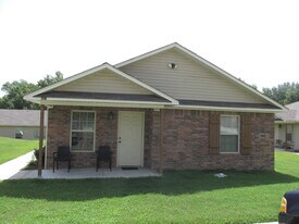 5420 Plum St in Fort Smith, AR - Building Photo