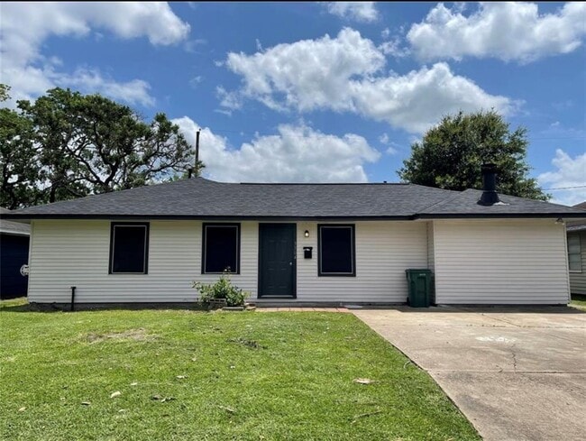 property at 3304 Earl St