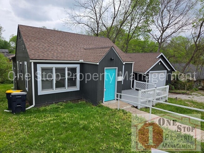 5130 N Baxter Ave in Kansas City, MO - Building Photo - Building Photo