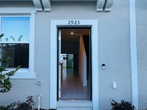 2923 Skyline Lp in Kissimmee, FL - Building Photo - Building Photo