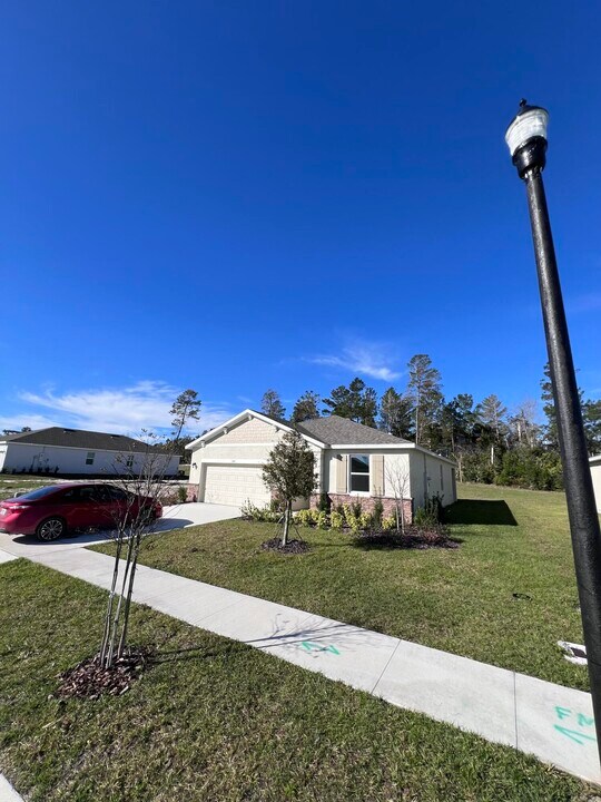 246 Brookshire Ave in Titusville, FL - Building Photo