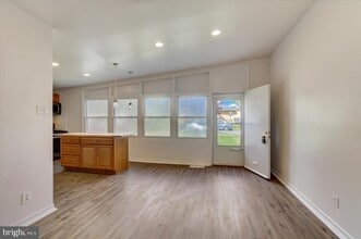 9302 Trout Rd in Philadelphia, PA - Building Photo - Building Photo