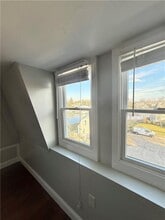 23 Peck Ln in Warwick, RI - Building Photo - Building Photo