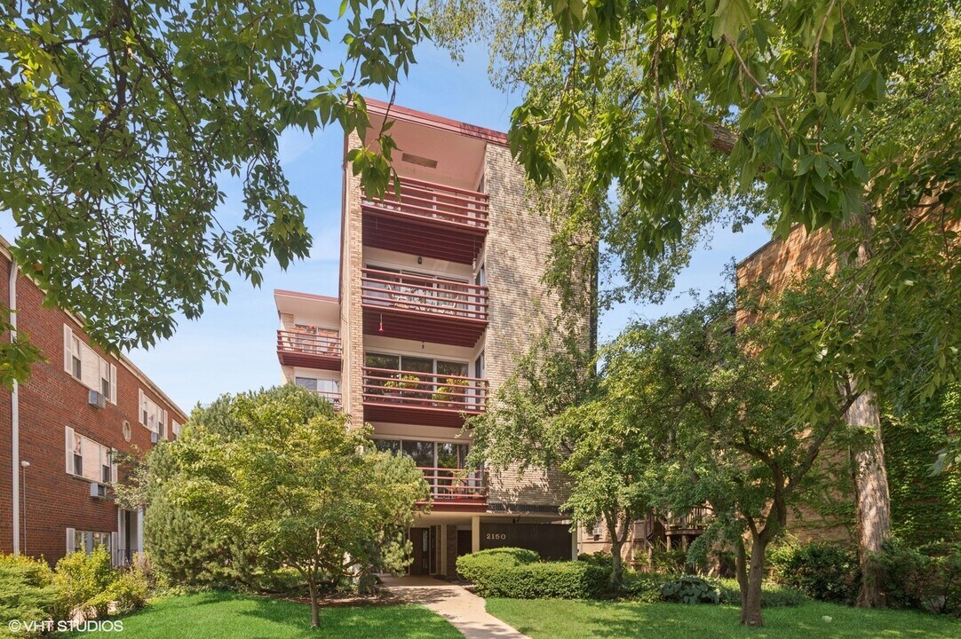 2150 Sherman Ave in Evanston, IL - Foto de edificio