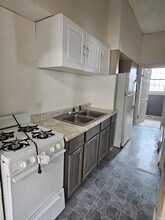 125 E Riverside Dr in Evansville, IN - Building Photo - Building Photo
