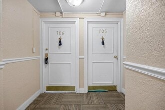 311 W Ashley St in Jacksonville, FL - Building Photo - Building Photo