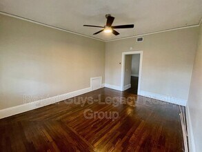 2329 College St in Jacksonville, FL - Building Photo - Building Photo