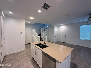 4100 S Pinelake Way in Chandler, AZ - Building Photo - Building Photo