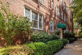 225 Park Pl in Brooklyn, NY - Foto de edificio - Building Photo