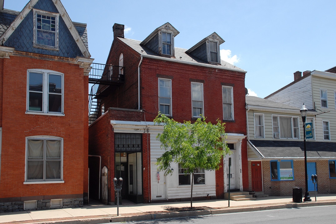 418-422 Locust St in Columbia, PA - Foto de edificio