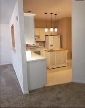 8231 Hempshire Pl, Unit #105 in Raleigh, NC - Building Photo - Building Photo