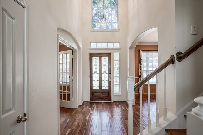 property at 3402 Caloway Ct