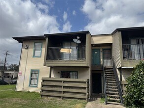 6161 Reims Rd in Houston, TX - Building Photo - Building Photo