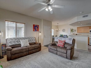 6800 Vista Del Norte Dr NE in Albuquerque, NM - Building Photo - Building Photo