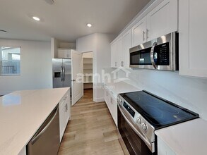 5842 Fly Fisher St in Las Vegas, NV - Building Photo - Building Photo