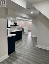 401 OLD MUD St in Hamilton, ON - Building Photo - Building Photo