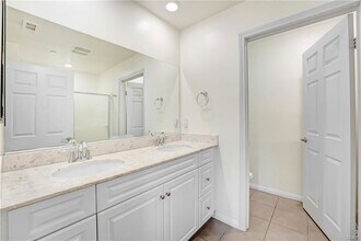 7209 N Chestnut Ln in Los Angeles, CA - Building Photo - Building Photo