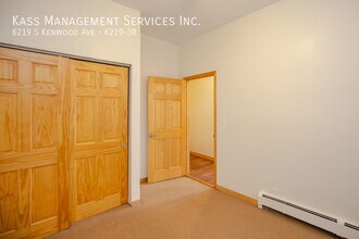 6219 S Kenwood Ave in Chicago, IL - Building Photo - Building Photo