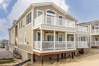 227 Beachfront in Manasquan, NJ - Building Photo - Building Photo