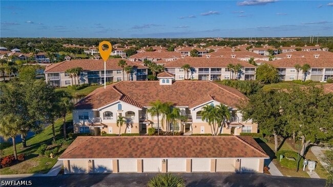 3009 Driftwood Way in Naples, FL - Building Photo - Building Photo