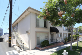 401 S Camden Dr in Beverly Hills, CA - Building Photo - Building Photo