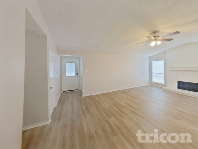 133 Brockway Dr in Rockwall, TX - Foto de edificio - Building Photo