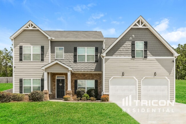property at 5032 Vine Ln