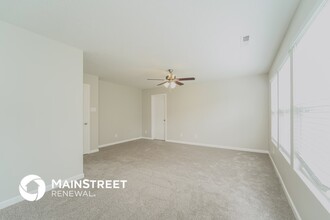 5126 Vanhoy Ln in Charlotte, NC - Building Photo - Building Photo
