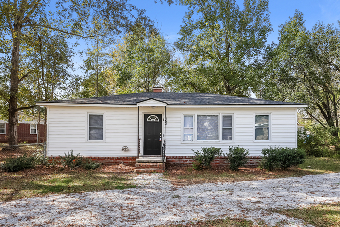 153 Stratton Dr in North Charleston, SC - Building Photo