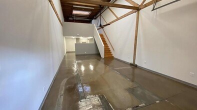 805 E. 7th St. in Long Beach, CA - Foto de edificio - Interior Photo
