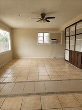 1713 N Delaware Ave in Roswell, NM - Building Photo - Building Photo