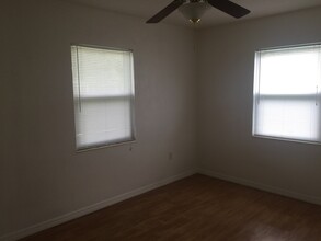 3310 New England St in Sarasota, FL - Building Photo - Building Photo