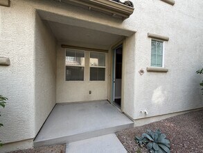 6250 W Arby Ave in Las Vegas, NV - Building Photo - Building Photo