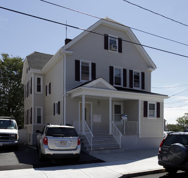 309 Hanover St in Fall River, MA - Building Photo - Building Photo