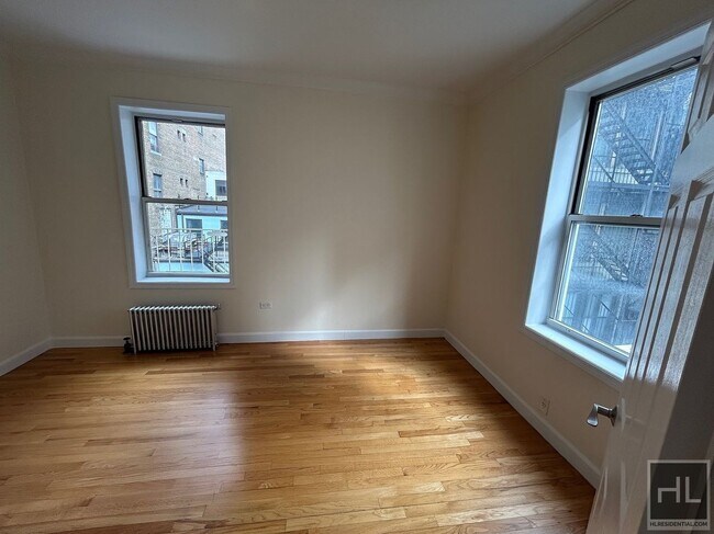 WEST 13 STREET in New York, NY - Building Photo - Building Photo
