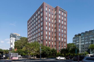 The Williamsburg in Brooklyn, NY - Building Photo - Primary Photo