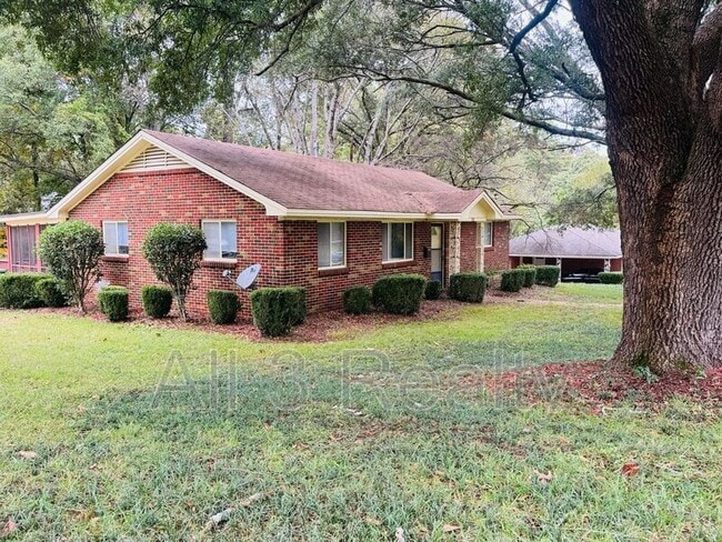 320 Green Ridge Rd in Montgomery, AL - Building Photo - Building Photo