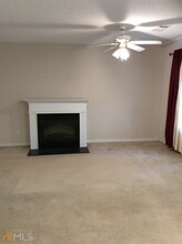 7232 April Ct in Morrow, GA - Foto de edificio - Building Photo