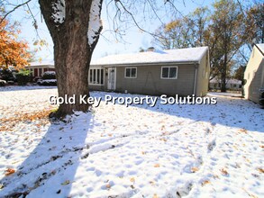 1941 Beverly Ct in Anderson, IN - Building Photo - Building Photo