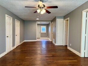 4727 Eppes St in Houston, TX - Building Photo - Building Photo