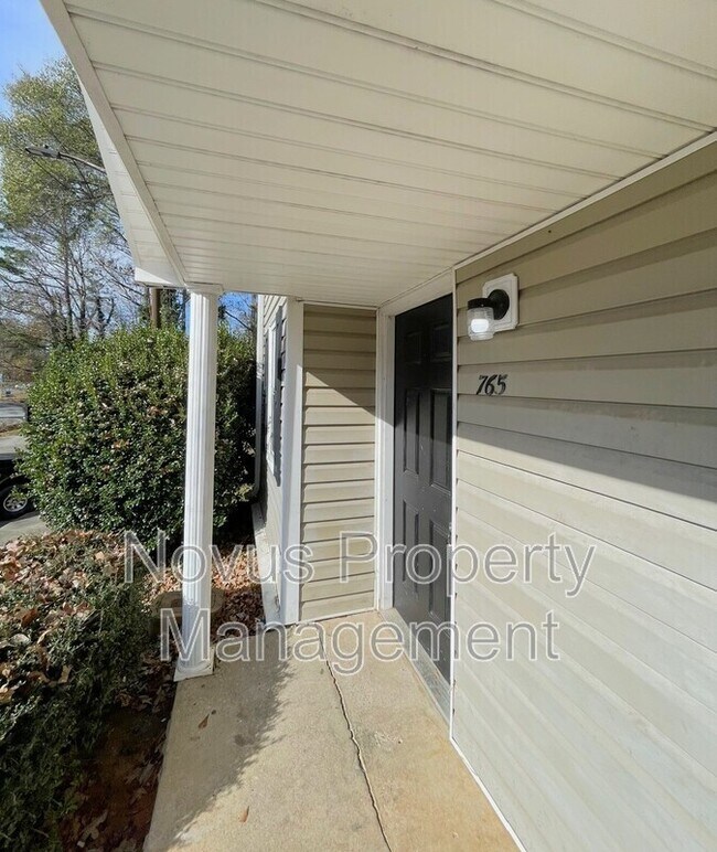 765 South St in Carrollton, GA - Building Photo - Building Photo