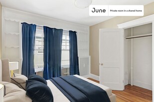 Private bedroom in 6 bed/2 bath Home in Somerville, MA - Building Photo