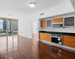 3470 E Coast Ave, Unit H1713 in Miami, FL - Building Photo