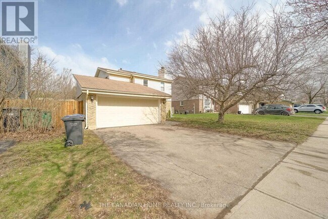 64 Somerset Dr in Brampton, ON - Building Photo - Building Photo