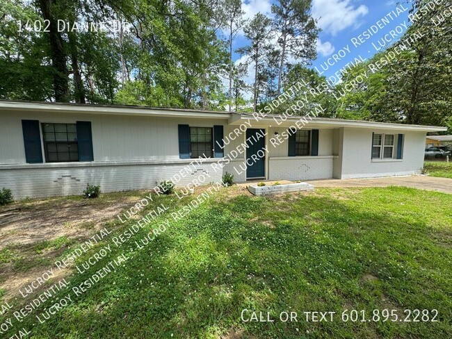 property at 1402 Dianne Dr